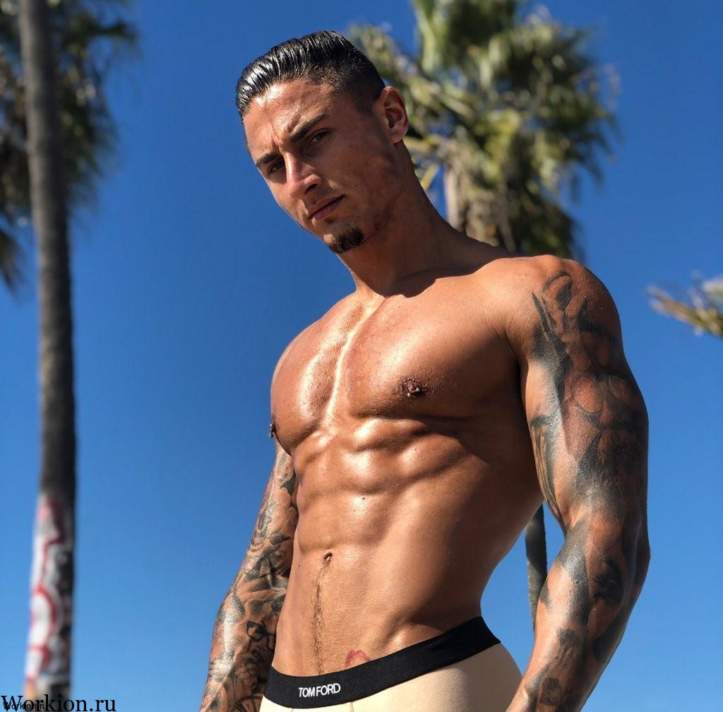 Top Onlyfans Guys